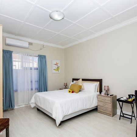 Walmer Villiers Self Catering Hotell Port Elizabeth Eksteriør bilde