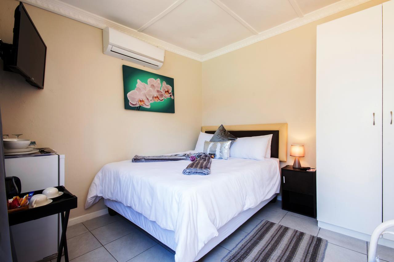 Walmer Villiers Self Catering Hotell Port Elizabeth Eksteriør bilde